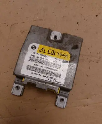 BMW 5 E60 E61 Airbag control unit/module 6953007 S1695300701A 04B307MA2799S