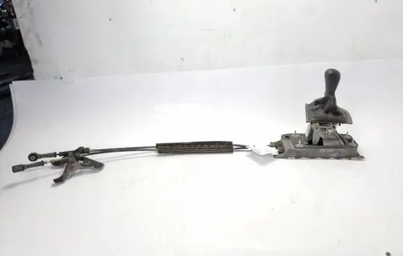 Skoda Octavia Mk2 (1Z) Gear shift rod 1K0711049CH