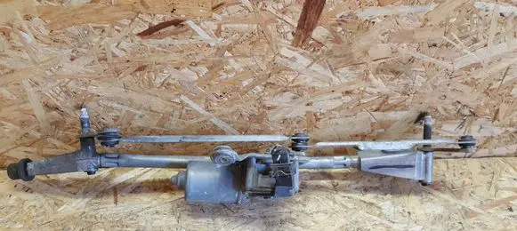 Volvo XC70 Front wiper linkage and motor 8624239 9171901