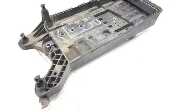 Volkswagen Touran III Battery bracket 5QF915331C