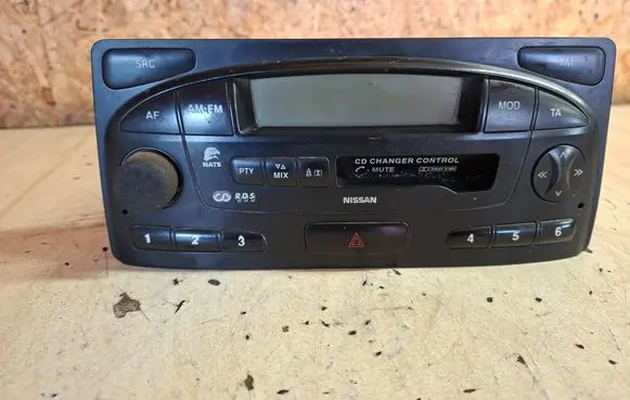 Nissan Terrano Radio/CD/DVD/GPS head unit BP934937444649