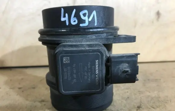 Peugeot 607 Mass air flow meter 5WK97001 9645948780