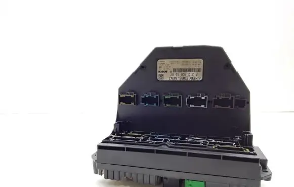 Mercedes-Benz E W212 Fuse module A2129008507 A2129016300 A2129024403