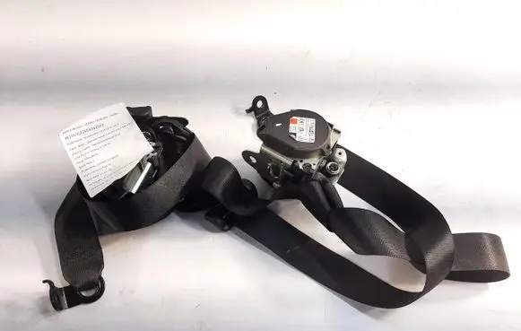 Mercedes-Benz Vito Viano W638 Front seatbelt A4478603685