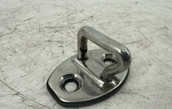 Volkswagen PASSAT B6 Front door lock loop/hook striker 3C0837033B