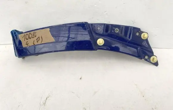 Volkswagen Crafter Fender mounting bracket 9066302107