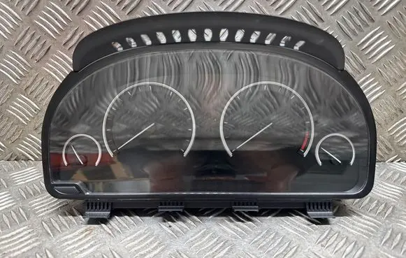 BMW 6 F12 F13 Speedometer (instrument cluster) 9280467 0000485499 0263694147
