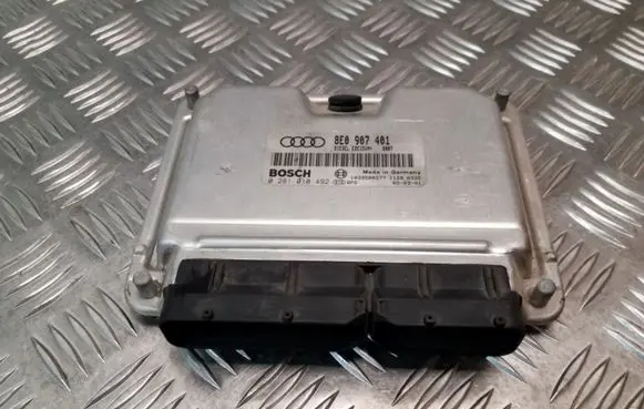 Audi A4 S4 B6 8E 8H Engine control unit/module 8E0907401 0281010492