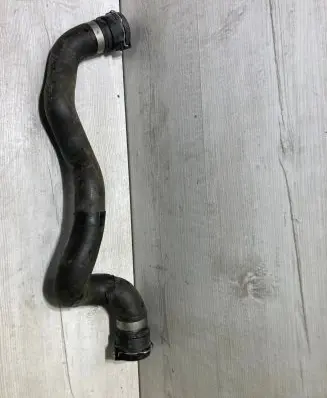 BMW X1 F48 F49 Engine coolant pipe/hose 7645521