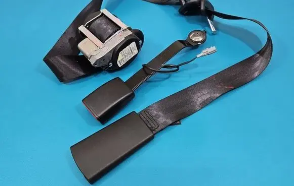 Renault Clio IV Front seatbelt 868844868R IMPRK1555623