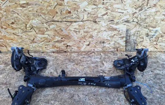 Peugeot 208 I Rear axle beam 