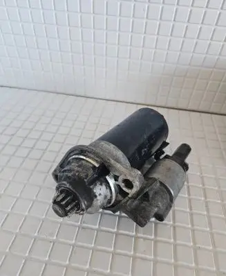 Volkswagen Polo V 6R Starter motor