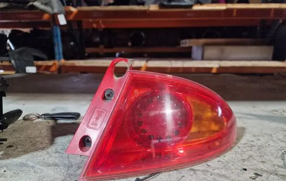 Rear/tail lights