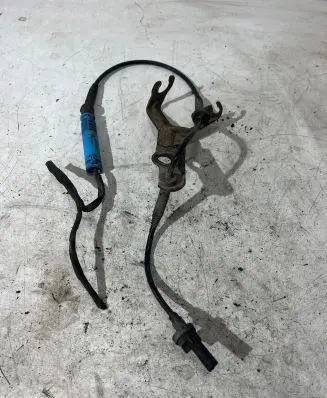 BMW 5 E60 E61 Front ABS sensor wiring 