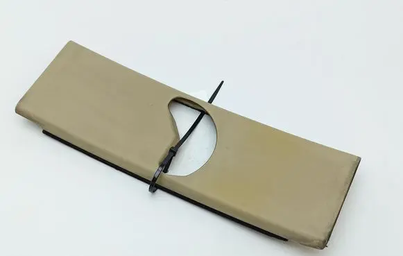 Mercedes-Benz S W140 (B) pillar trim (bottom) 1406921922