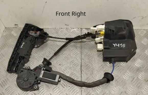 Audi A8 S8 D4 4H Front door lock 4H0839885