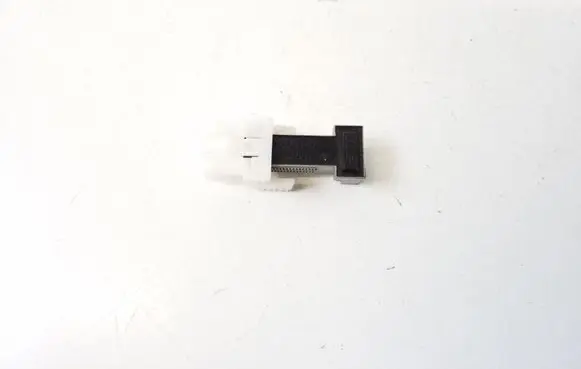 Mercedes-Benz E C207 W207 Brake pedal sensor switch A0015456309