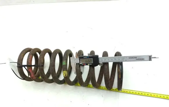 Mercedes-Benz S W116 Rear coil spring