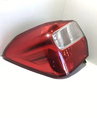 Subaru XV I Rear/tail lights FAM92401 84201FJ050
