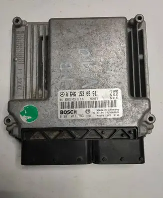 Mercedes-Benz Vito Viano W639 Engine control unit/module 1039S00000 0281011793 A6461530891