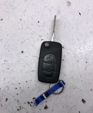 Audi A6 S6 C5 4B Ignition key/card 4D0837231A