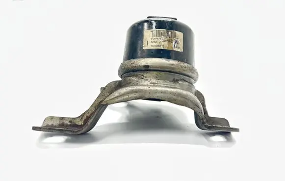 Volvo S80 Engine mount bracket 31257674