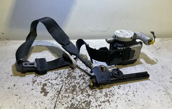 Ford Edge II Front seatbelt FT4BR612D65 3031543077 1031543U77