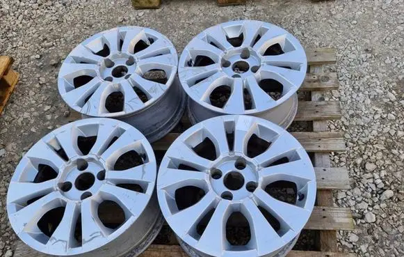 Citroen Berlingo R16 alloy rim 9684348080