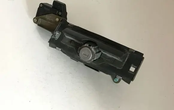 Peugeot 406 Tailgate exterior lock 43401 150299B