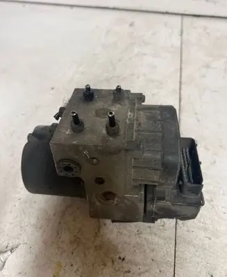 KIA Sorento ABS Pump 589103E310