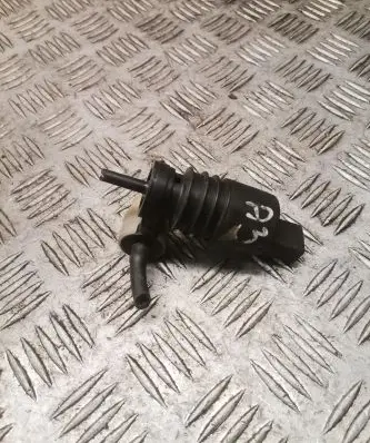 Audi A3 S3 8L Windscreen/windshield washer pump