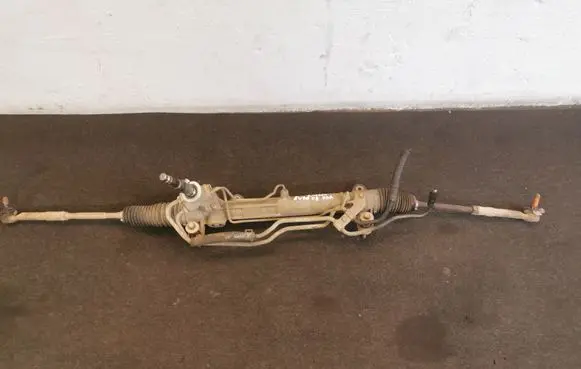 Toyota Corolla Verso AR10 Steering rack