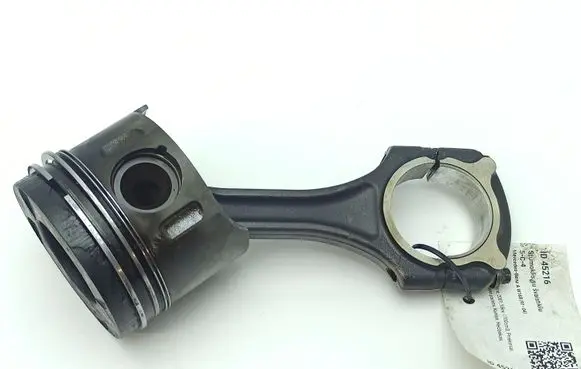 Piston with connecting rod