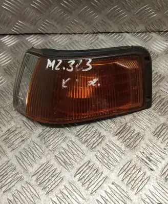 Mazda 323 Front indicator light 21061301