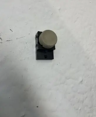 Opel Insignia A Seat control switch 13285105