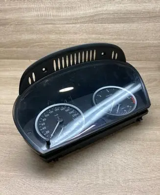 BMW 5 E60 E61 Speedometer (instrument cluster) 6974576 110080213
