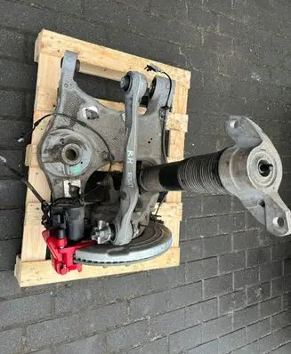 Land Rover Discovery Sport Stub axle 