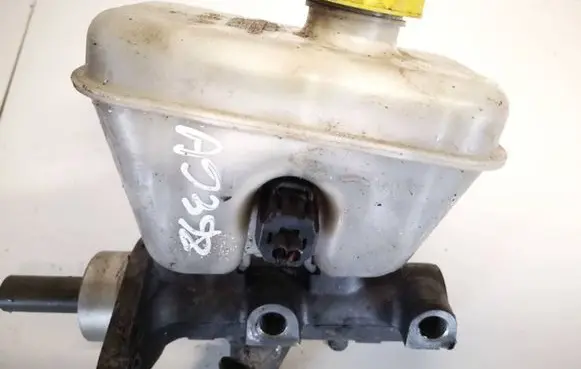 Jeep Grand Cherokee (WK) Brake fluid reservoir 