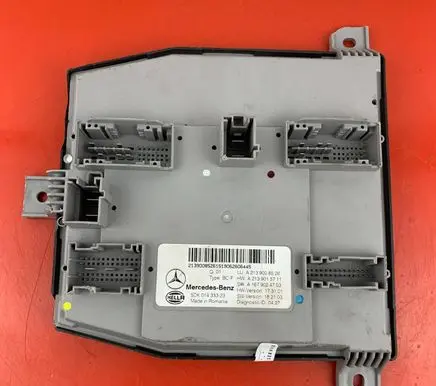 Mercedes-Benz E W213 SAM control unit A2139008526