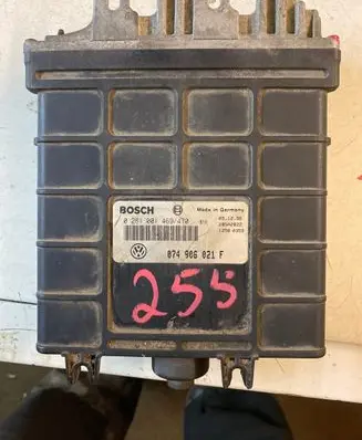 Volkswagen Transporter - Caravelle T4 Engine control unit/module 074906021F 28SA2822 0281001469