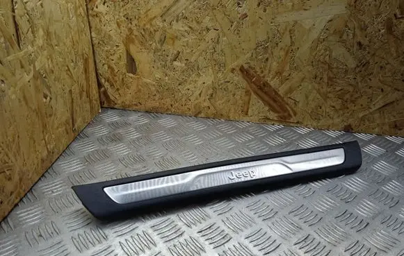 Jeep Grand Cherokee Other sill/pillar trim element 1NC81DX9AB