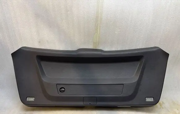 Audi Q8 Tailgate trim 4M8867973