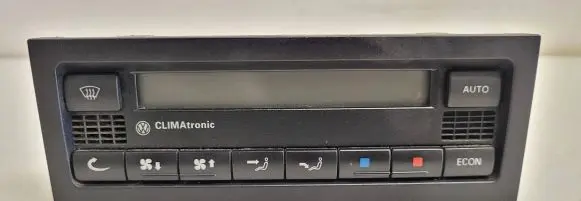 Volkswagen PASSAT B5.5 Climate control unit 3B1907044K