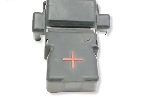 Nissan Qashqai+2 Battery box tray cover/lid 