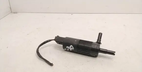 BMW 3 F30 F35 F31 Windscreen/windshield washer pump 7297843 67127297843 P130110
