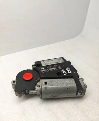 BMW 7 E38 Sunroof motor/actuator 8352210 67618352209 61358352210