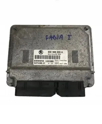 Skoda Fabia Mk1 (6Y) Engine control unit/module 03E906033A