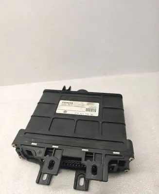 Volkswagen Golf III Gearbox control unit/module 01M927733BC 5WK3361A
