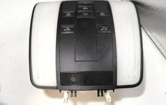 Mercedes-Benz C W204 Front seat light A2129067902 A2C86809000