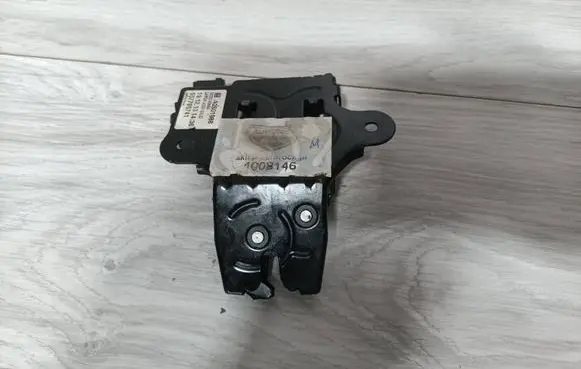 Cadillac CTS Tailgate lock latch 1222200000 557795741 13501988